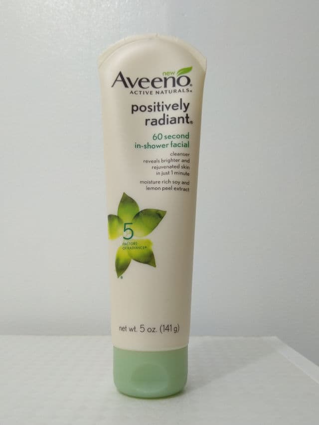 Aveeno Positively Radiant 60 Second In-Shower Facial review photo by bornfreeeee