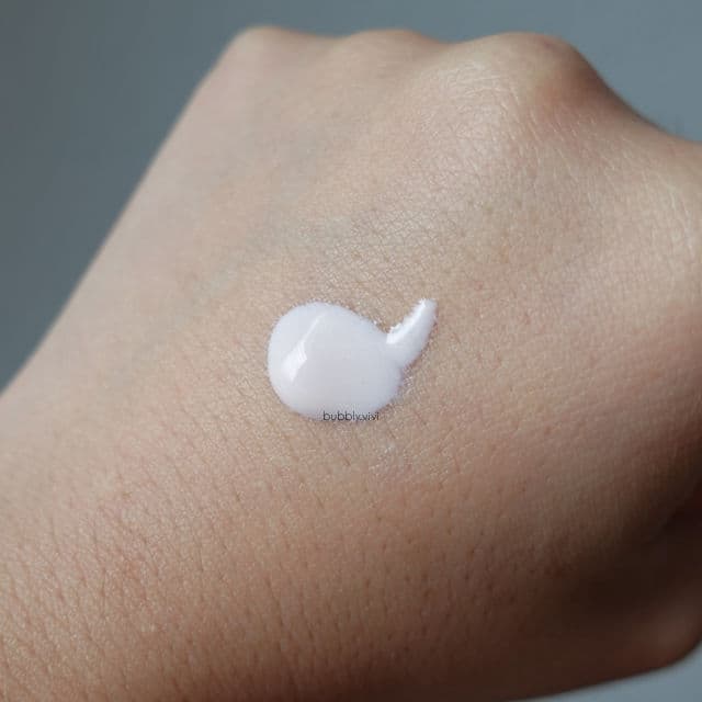 Biore UV Tone Up Milk SPF50+ PA++++ review photo by bubblyvivi