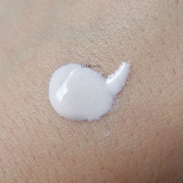 Biore UV Tone Up Milk SPF50+ PA++++ review photo by bubblyvivi