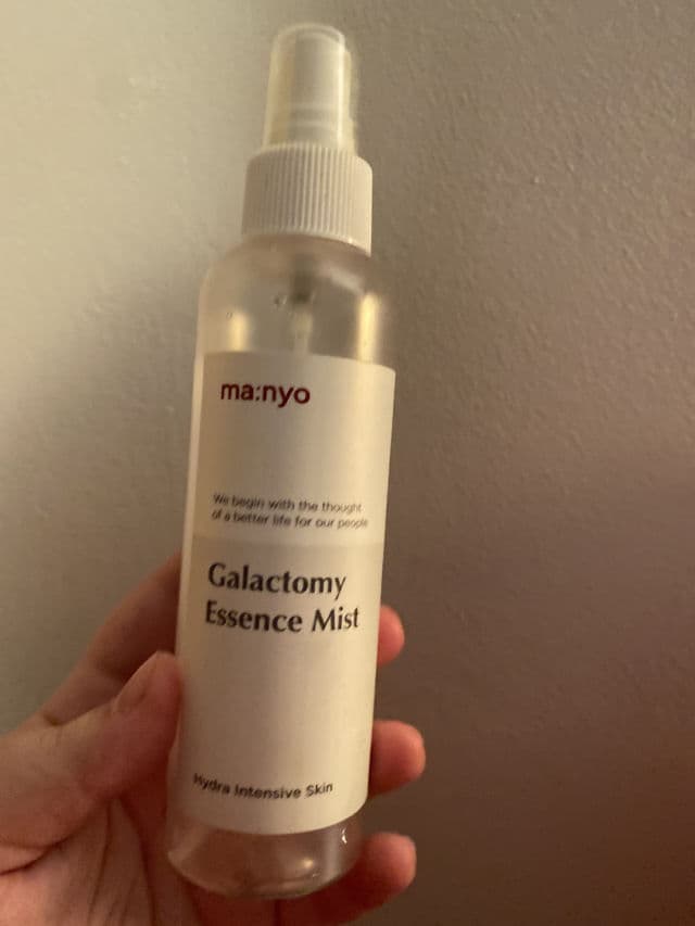 manyo Galactomy Moisturizing Essence Mist review photo by butfirstproduct