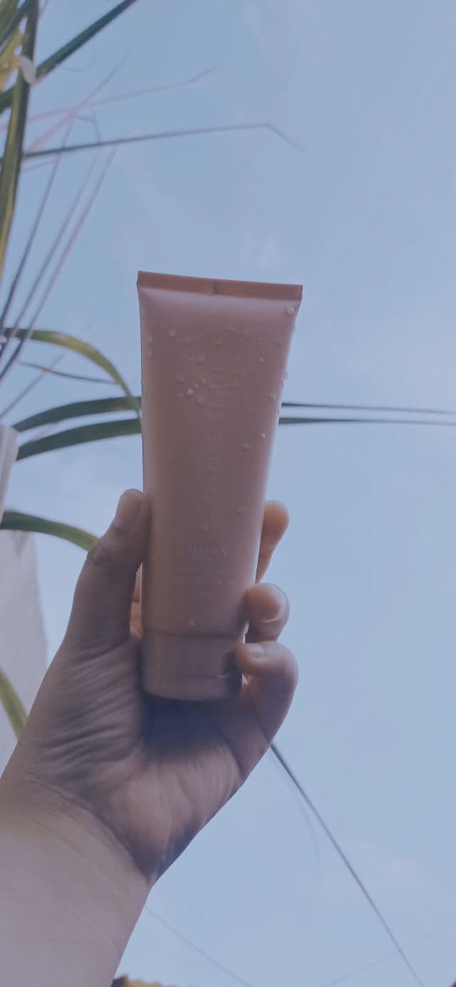 Adara Cosmetics P.M.S Series Stay Clear Enzyme Wash review photo by Kanyanuri