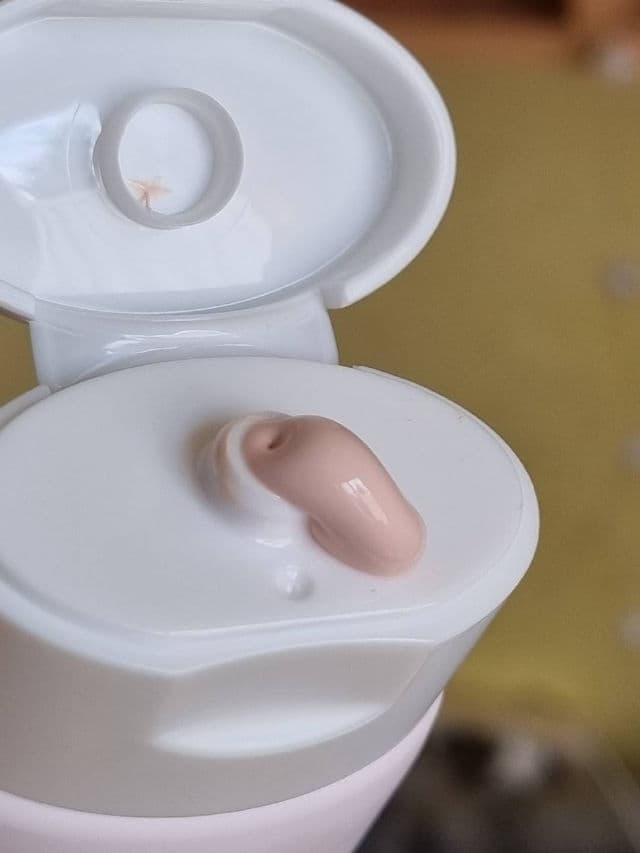 COSRX Aloe 54.2 Aqua Tone-up Sunscreen SPF50+ PA++++ review photo by glowandsunshine