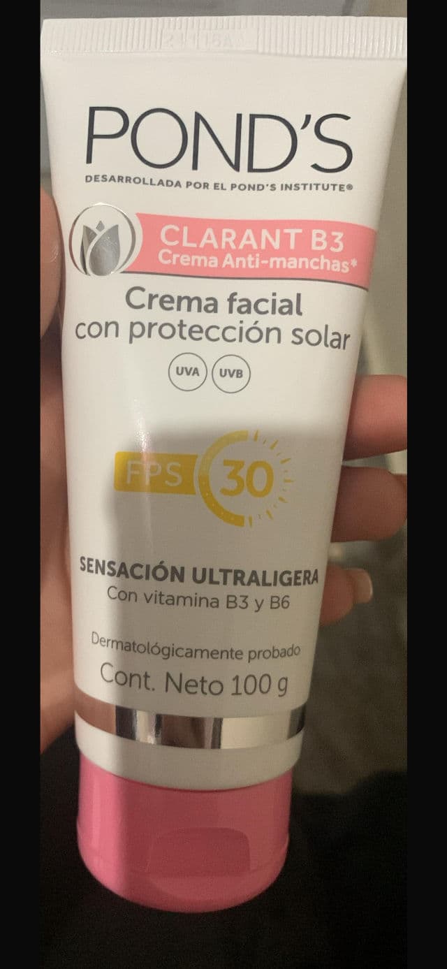 Pond's Crema Facial Clarant B3 Solar FPS 30	 review photo by EveAdames