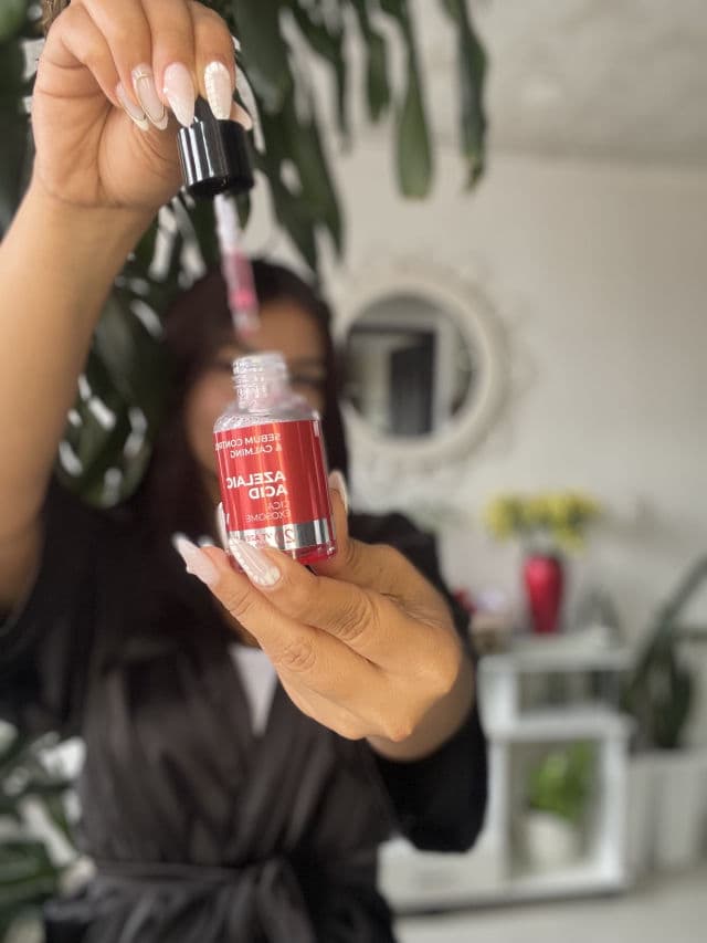 VT COSMETICS Azelaic A1 Calming Ampoule review photo by Daniela26