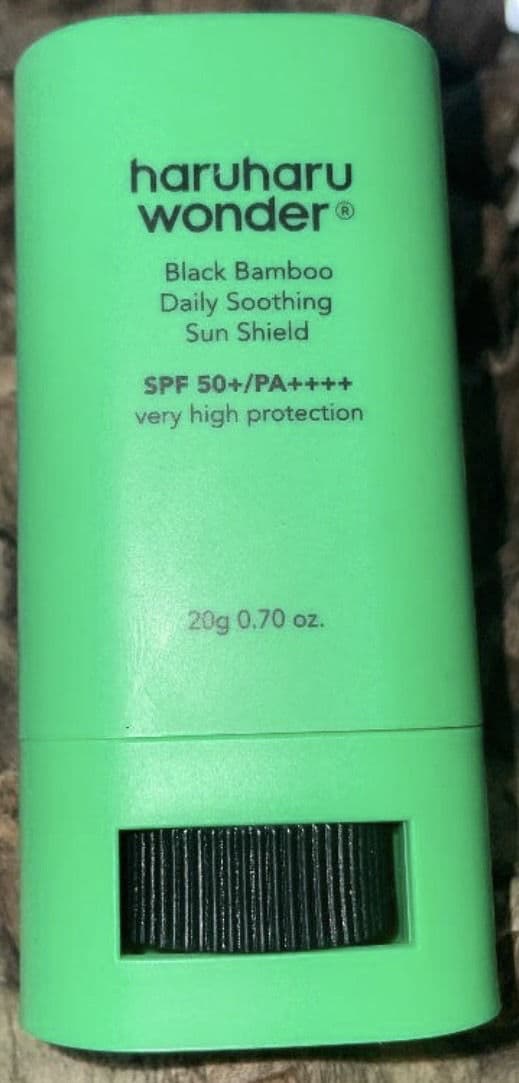 HaruHaru WONDER Black Bamboo Daily Soothing Sun Shield SPF50+ PA++++ review photo by BabyYaa