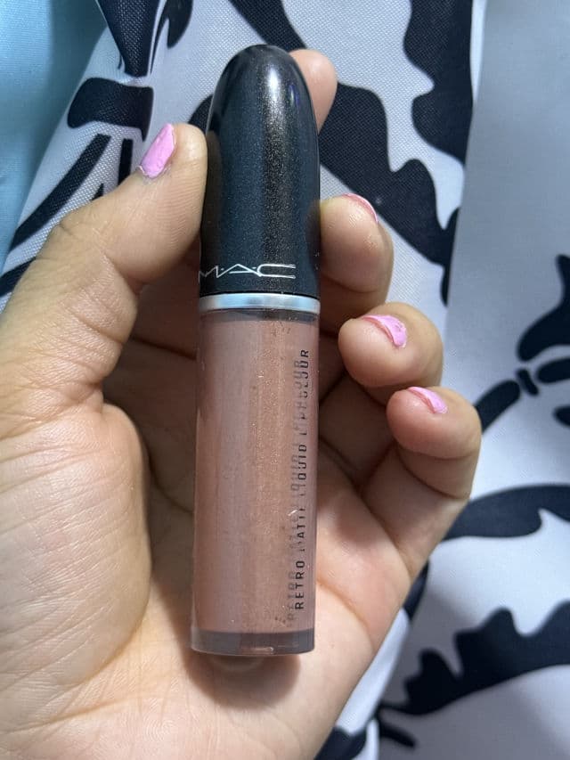 MAC Retro Matte Liquid Lipstick - Carnivorous review photo by DIPASHMA