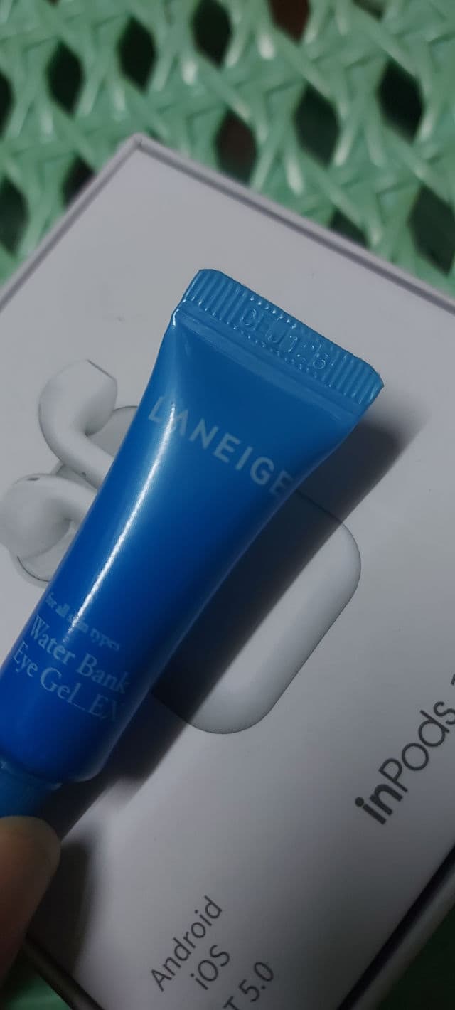 Laneige Water Bank Eye Gel review photo by caerusnana