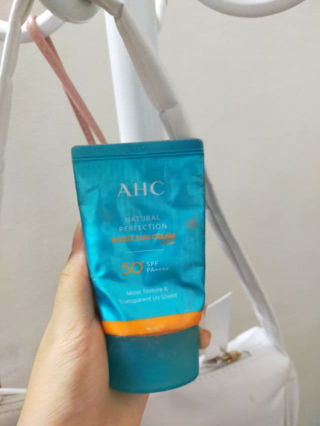 AHC AHC Perfection Aqua Essence Sun Plus 1+1 Deal (SPF50+,PA++++) review photo by catherineok