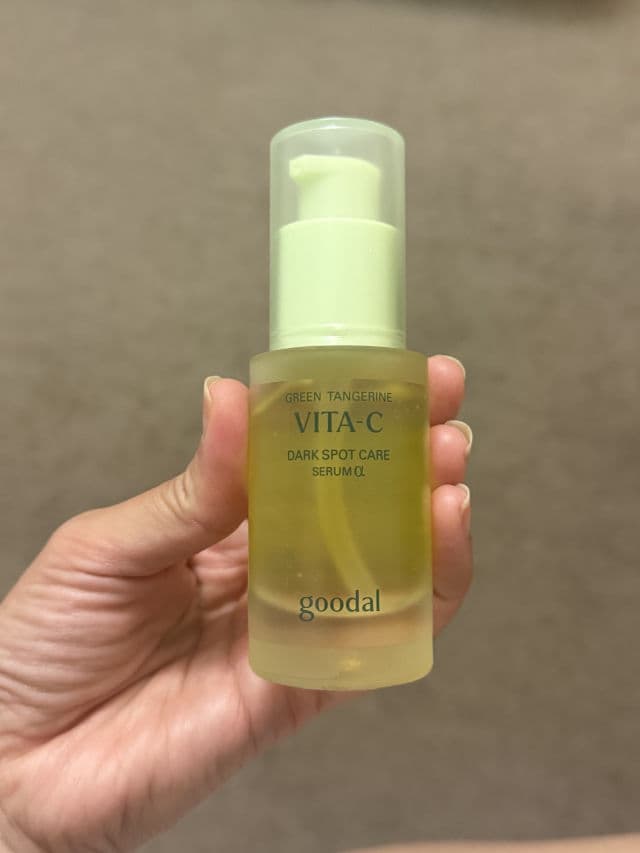 GOODAL Green Tangerine Vita-C Dark Spot Care Serum Alpha review photo by Tashy