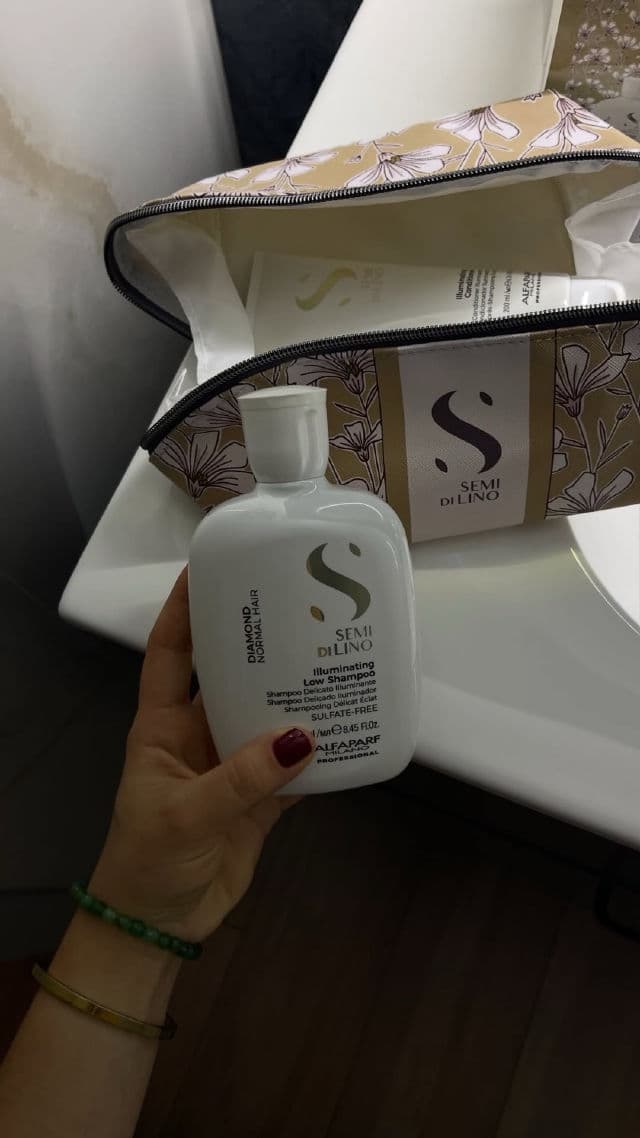 Alfaparf Milano Semi di Lino Diamond Illuminating Low Shampoo  review photo by iren