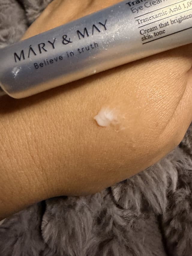 Tranexamic Acid+ Glutathion Eye Cream product review