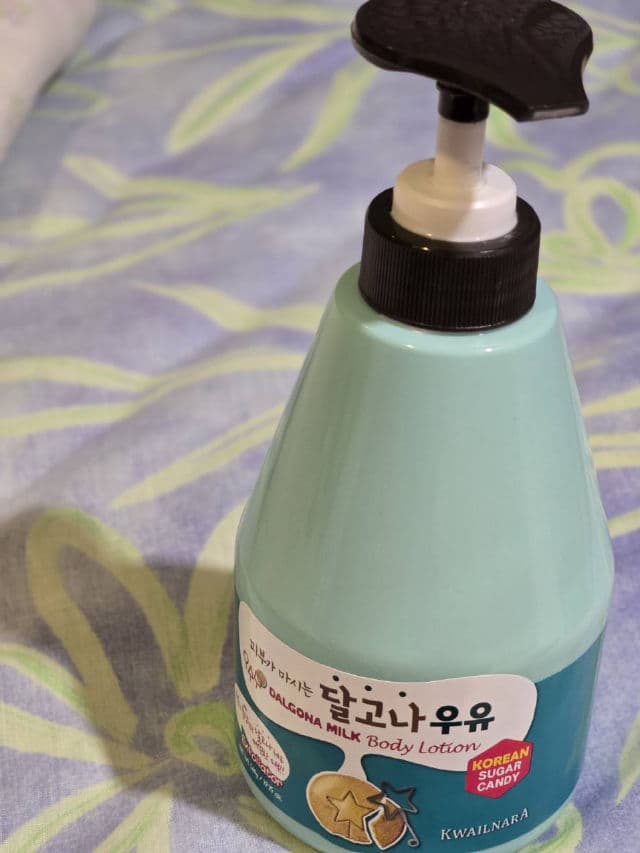 Kwailnara Dalgona Milk Body Cleanser review photo by Ceciqueen