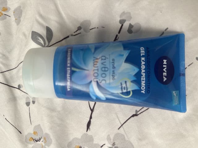 Nivea Daily Essentials Refreshing Facial Wash Gel review photo by stephaniebeyang 