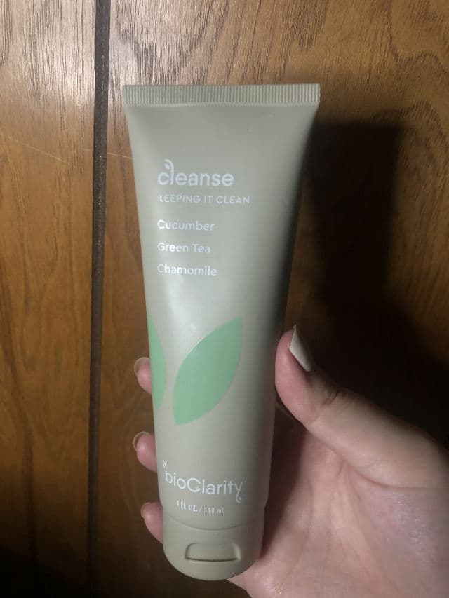BioClarity Keeping It Clean Cleanser review photo by chayleegirl