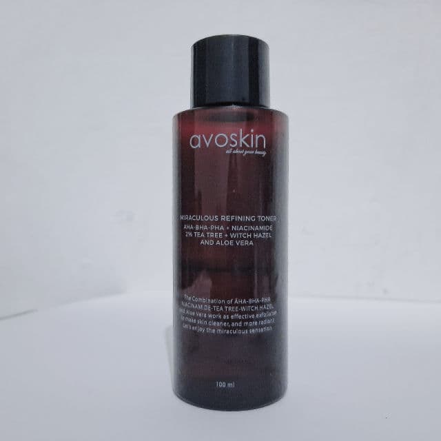 Avoskin Miraculous Refining Toner review photo by chemicalconscious