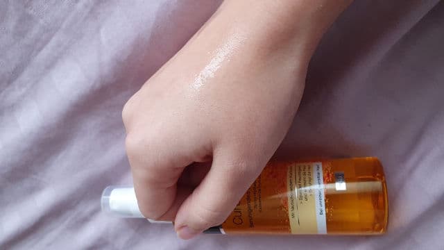Neutrogena Soothing Clear Turmeric Mist review photo by christyn