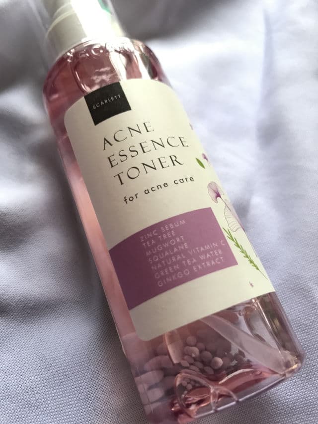 Scarlett Whitening Acne Essence Toner  review photo by ciciii