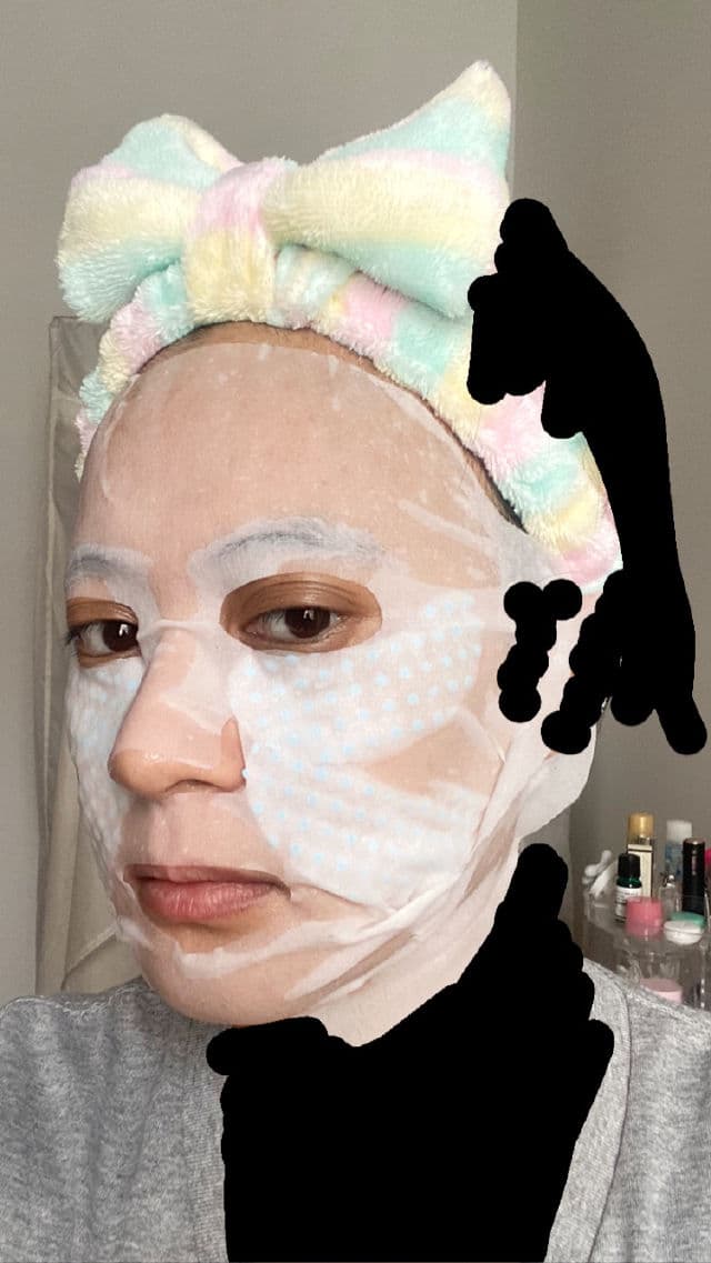 SNP Blue Dot Lifting Mask - Hydrating review photo by cikbskincarestories