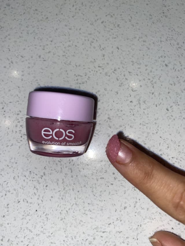 Eos Guava Lip Scrub review photo by CindyCuidaTuPiel