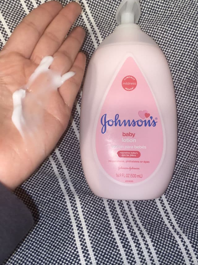 Johnson's Baby Lotion review photo by CindyCuidaTuPiel