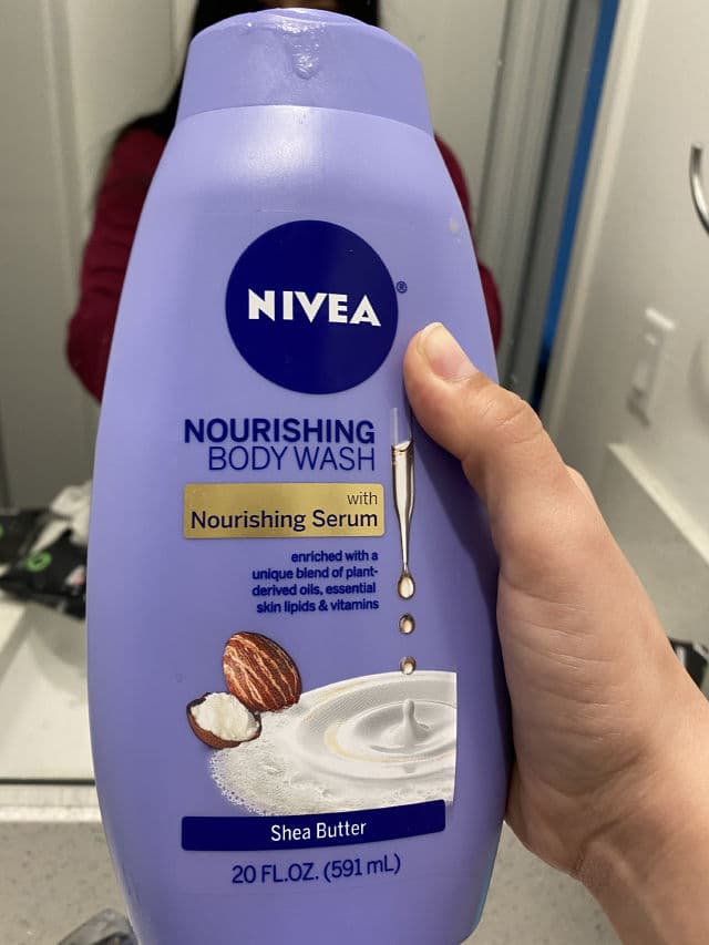 Nivea Nourishing Care Body Wash review photo by CindyCuidaTuPiel