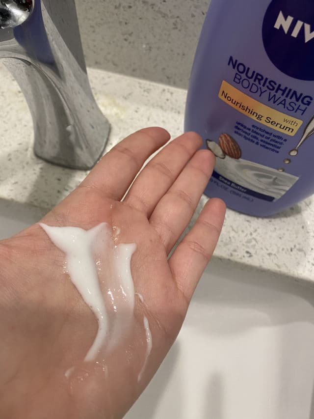 Nivea Nourishing Care Body Wash review photo by CindyCuidaTuPiel