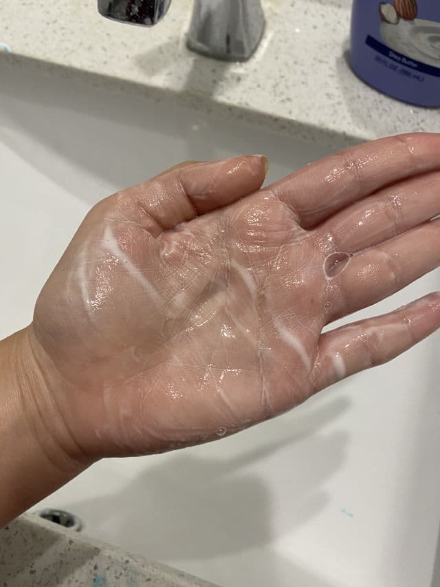 Nivea Nourishing Care Body Wash review photo by CindyCuidaTuPiel