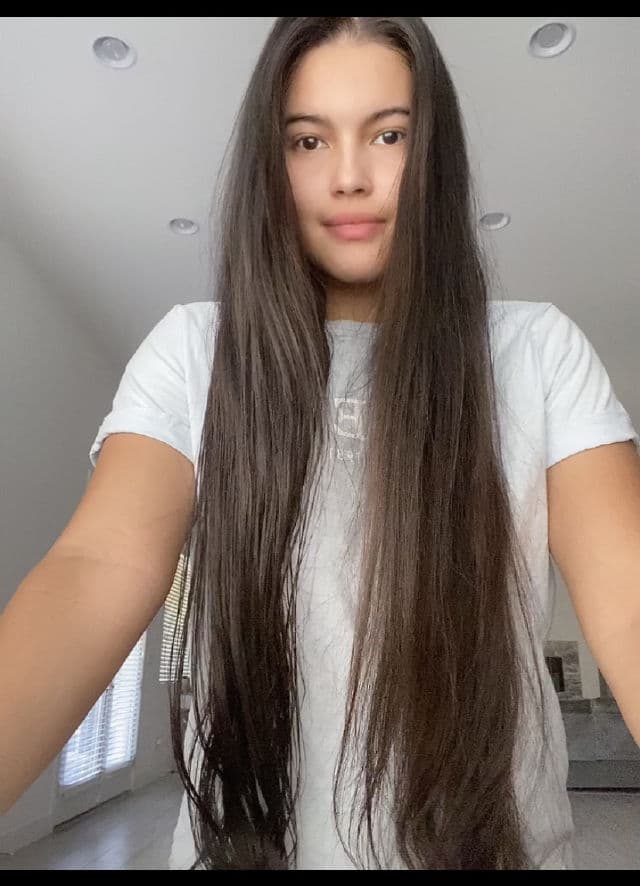 Shiny Leaf Cold-Pressed Organic Almond Oil review photo by CindyCuidaTuPiel