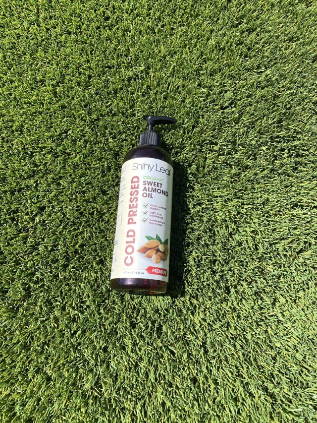 Shiny Leaf Cold-Pressed Organic Almond Oil review photo by CindyCuidaTuPiel