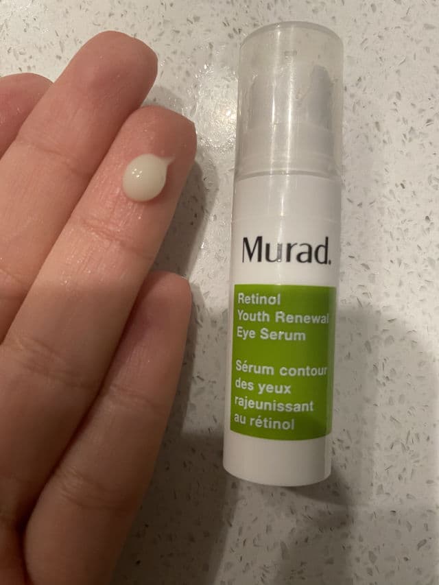 Murad Retinol Youth Renewal Eye Serum review photo by CindyCuidaTuPiel
