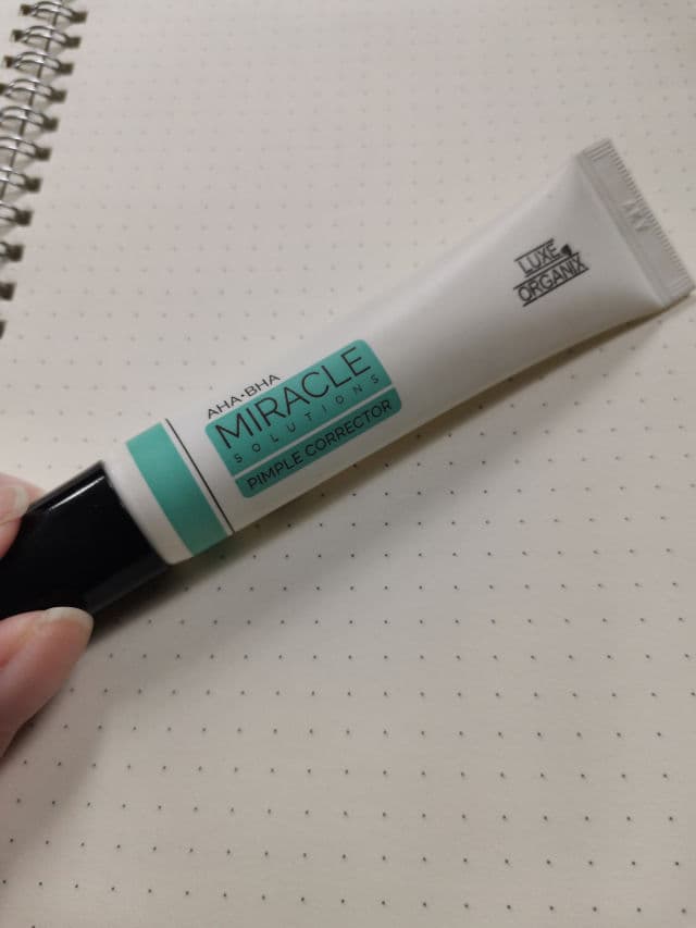 Luxe Organix Miracle Solutions Pimple Corrector review photo by clauiidayao