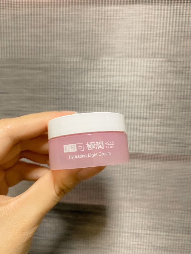 Hada Labo Hydrating Light Cream review photo by cleotalabis