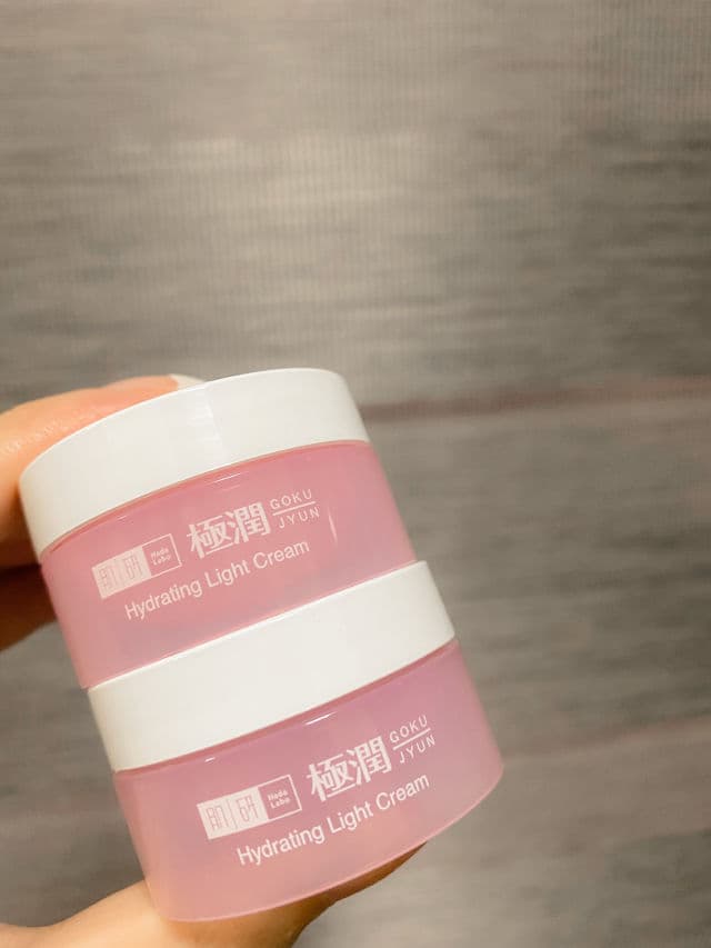 Hada Labo Hydrating Light Cream review photo by cleotalabis