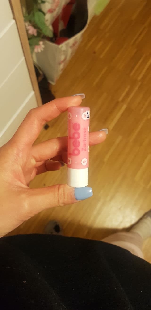 Bebe Zartrose Lip Balm review photo by clumpsymai