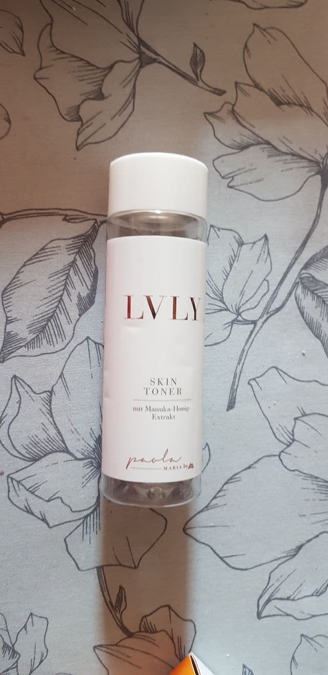 LVLY Toner review photo by clumpsymai