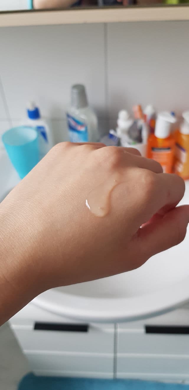 Nivea Micellar Rose Water Wash Gel review photo by clumpsymai