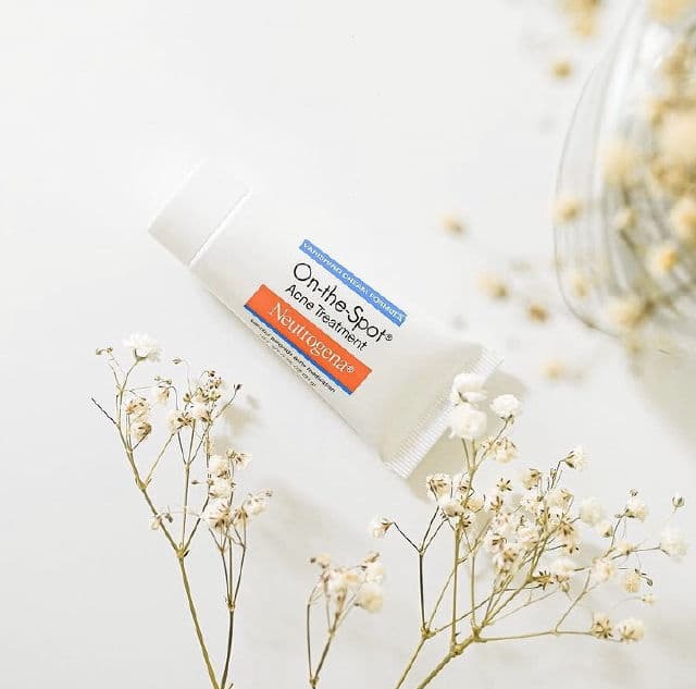 Neutrogena On-The-Spot Acne review photo by confidenceotw