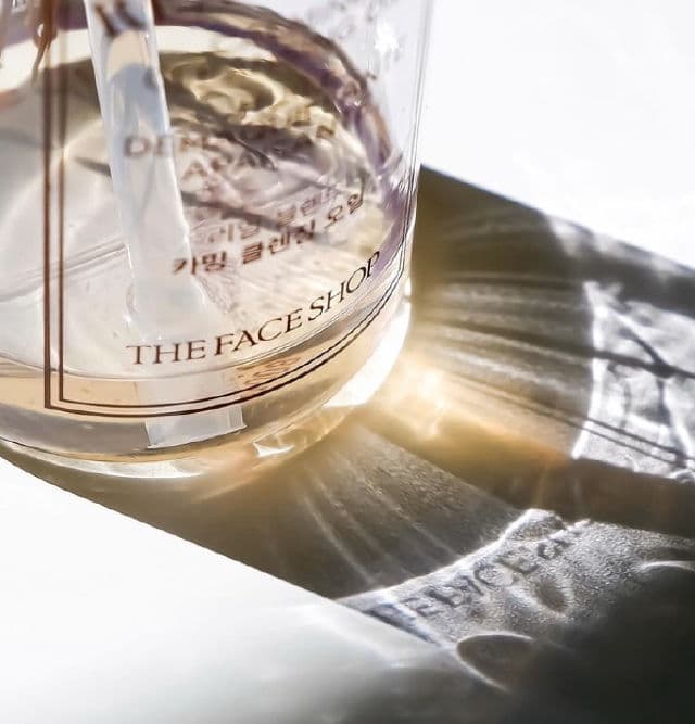 THE FACE SHOP Real Blend Calming Cleansing Oil review photo by confidenceotw