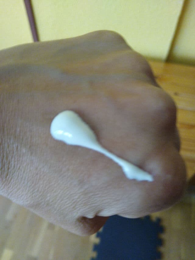 Piz Buin Allergy Face Cream SPF50 review photo by cori84