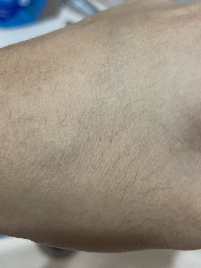 USANA Celavive Creamy Foam Cleanser review photo by SkincareBee