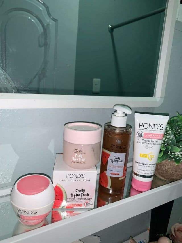 Pond's Crema Facial Clarant B3 Solar FPS 30	 review photo by yosheiris 