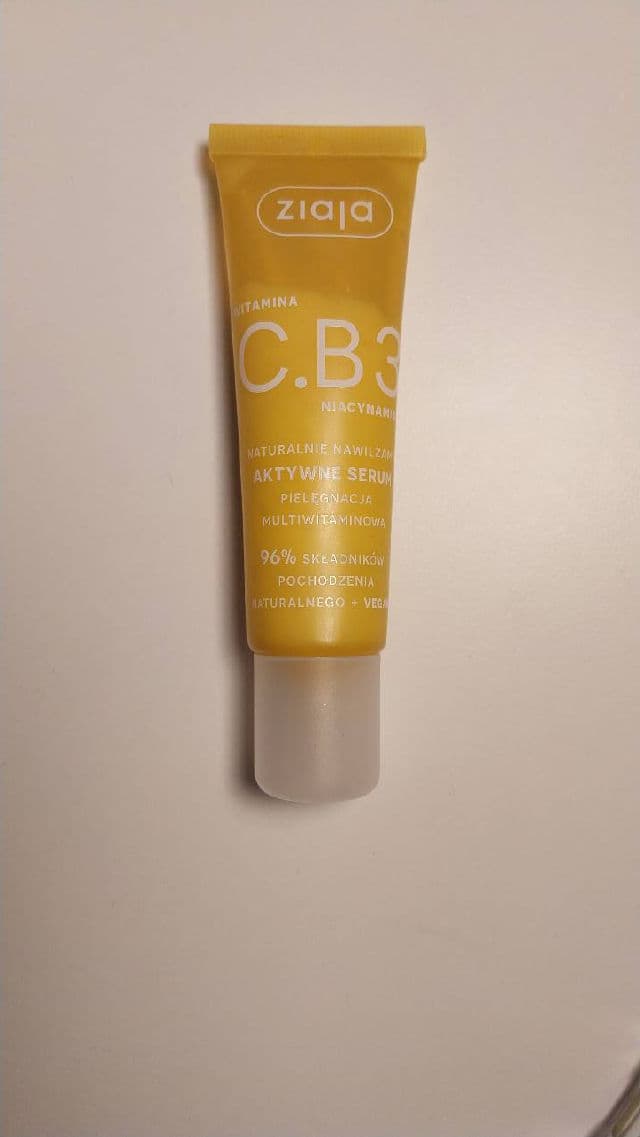 Ziaja Vitamin C. B3 Niacinamide Active Face Serum review photo by Aysozakii