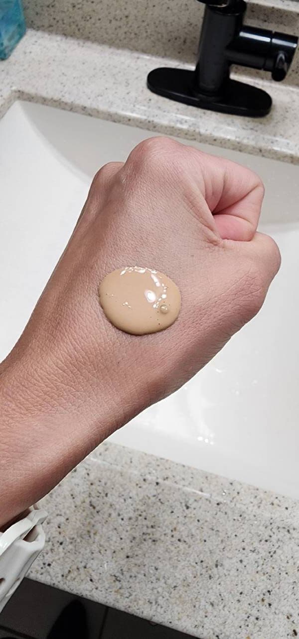 Charlotte Tilbury Beautiful Skin Hydrating Foundation review photo by Nikkireviews32