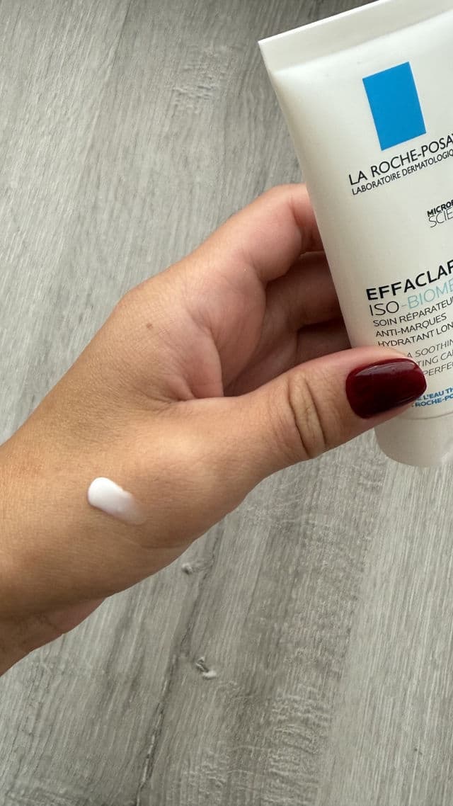 La Roche-Posay Effaclar H Multi-Compensating Soothing Moisturizer review photo by marianam