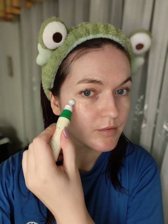 AXIS-Y Vegan Collagen Eye Serum review photo by Nise