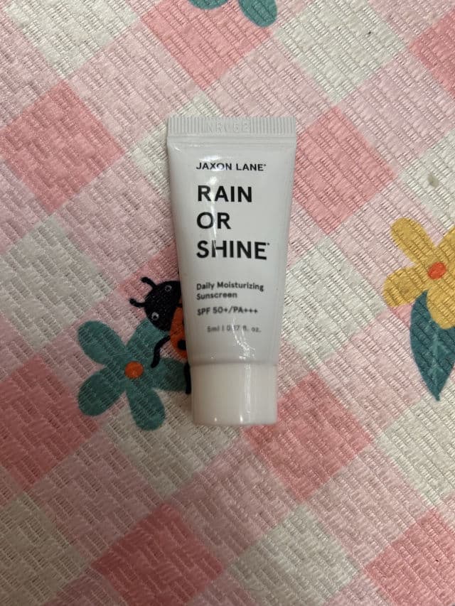 Jaxon Lane Rain Or Shine - Daily Moisturizing Sunscreen SPF 50+ /PA+++ review photo by Conniematt