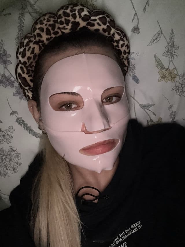 Caudalie Paris Vinopure Skin Perfecting Serum review photo by Bahar