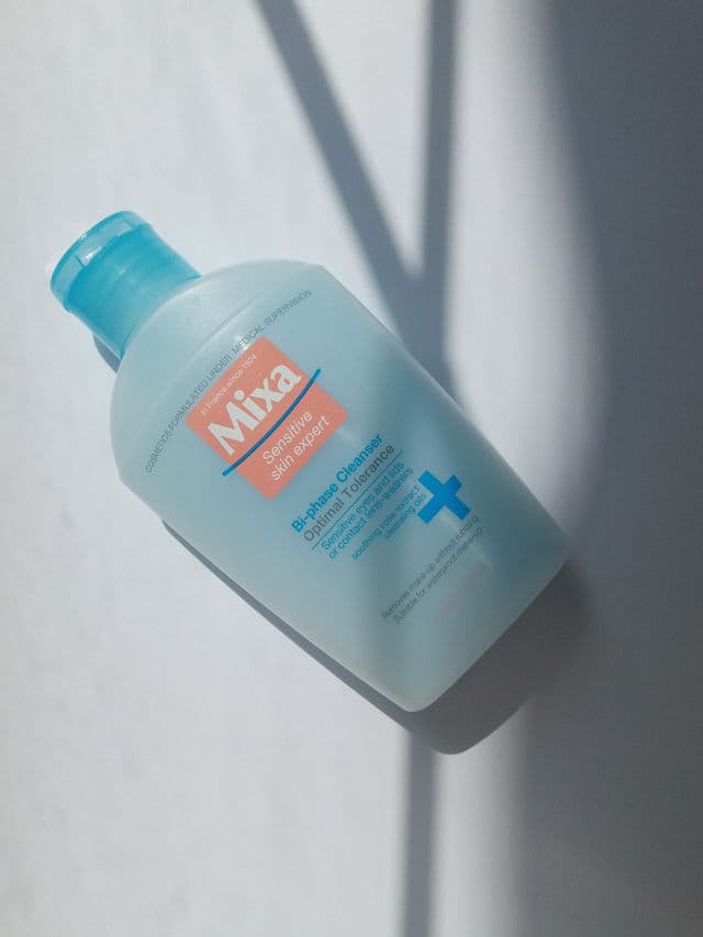 Mixa Bi-Phase Cleanser Eye Make Up Remover review photo by daisygirl