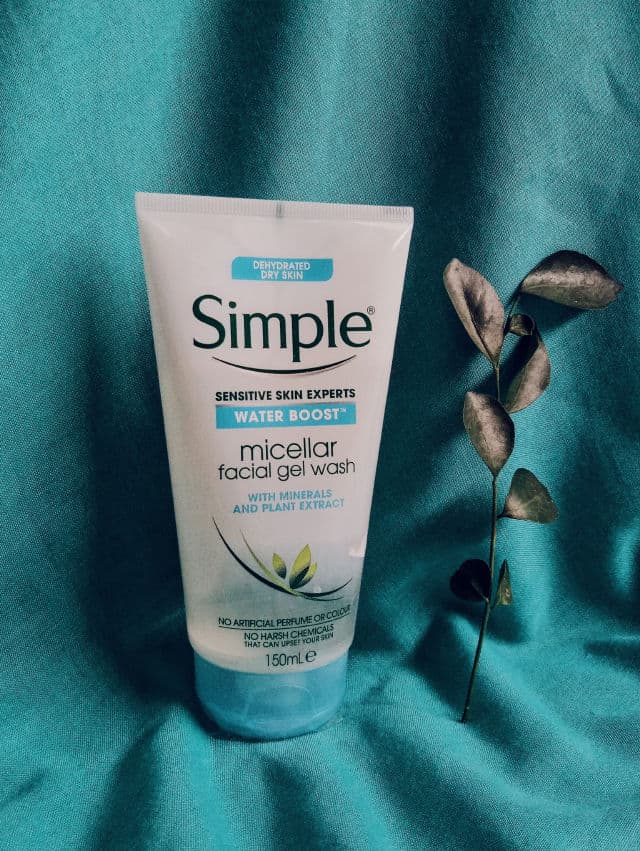 Simple Water Boost Micellar Facial Gel Wash review photo by daneskinjourney