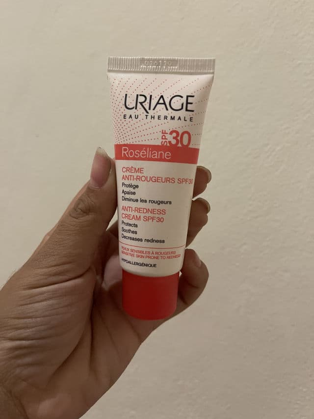 Uriage Toléderm Control - Soin Apaisant review photo by darizabueno24